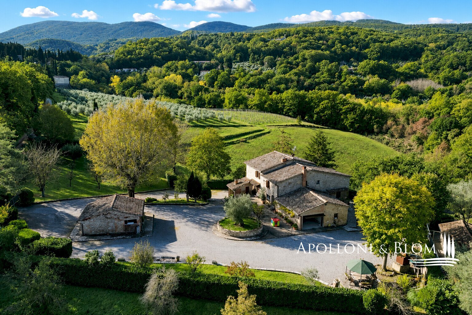Casale Piazza Garibaldi, 11, Cetona - foto 1