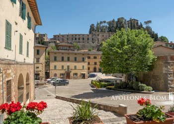 Appartamento Piazza San Michele Arcangelo, 5, Cetona - foto 1