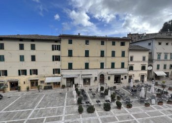 Appartamento Piazza Giuseppe Garibaldi, 15, Cetona - foto 1