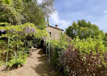 Villa Unifamiliare Piazza Giuseppe Garibaldi, 25, Cetona - foto 1