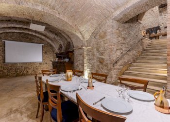 Negozio Via di S. Donato, 2, Montepulciano - foto 8