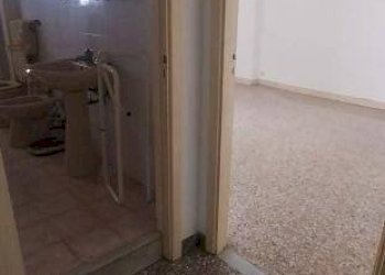 Disimpegno - Two-room apartment via Diego Peluso, 116, Taranto - photo 5