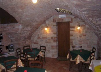 Shop Montepulciano - photo 1