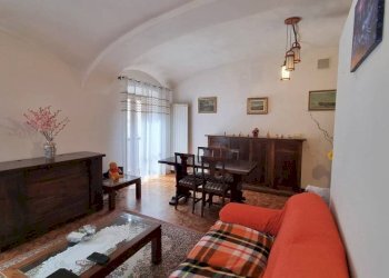 Salone - Trilocale corso Valsesia, 66, Gattinara - foto 10