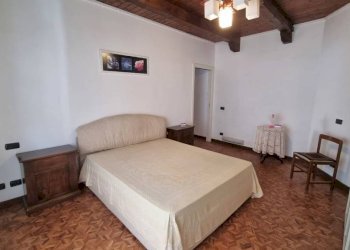 Camera da letto - Trilocale corso Valsesia, 66, Gattinara - foto 33