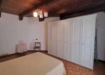 Camera da letto - Trilocale corso Valsesia, 66, Gattinara - foto 34