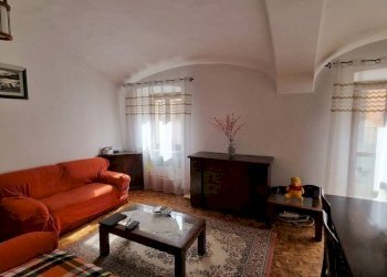 Salone - Trilocale corso Valsesia, 66, Gattinara - foto 39