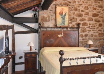 Stable - Palace Via Santa Margherita, 15, Cortona - photo 14