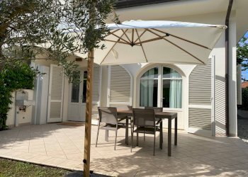 Foto 1 - Casa semi indipendente Forte dei Marmi Via Duca D'Aosta, Forte dei Marmi - foto 1