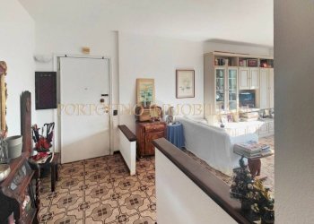 Salone - Appartamento via Giovan Battista Pergolesi, 13, Genova (zona Sampierdarena) - foto 12