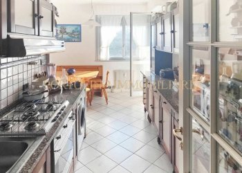 Cucina - Appartamento via Giovan Battista Pergolesi, 13, Genova (zona Sampierdarena) - foto 28