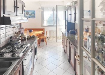 Cucina - Appartamento via Giovan Battista Pergolesi, 13, Genova (zona Sampierdarena) - foto 8