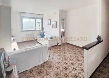 Salone - Appartamento via Giovan Battista Pergolesi, 13, Genova (zona Sampierdarena) - foto 25