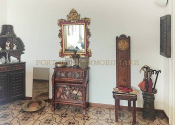 Ingresso - Appartamento via Giovan Battista Pergolesi, 13, Genova (zona Sampierdarena) - foto 28