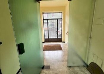 Interno palazzo - Negozio corso Carlo Marx, 79, Alessandria - foto 4