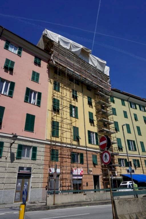Facciata - Trilocale via Milano, Genova (zona Sampierdarena) - foto 1