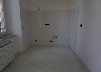 Cucina - Trilocale via Milano, Genova (zona Sampierdarena) - foto 7