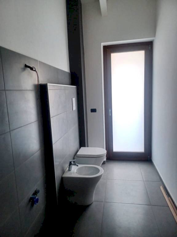 Bagno - Trilocale piazza Alessandro Scarlatti, San Giorgio del Sannio - foto 1