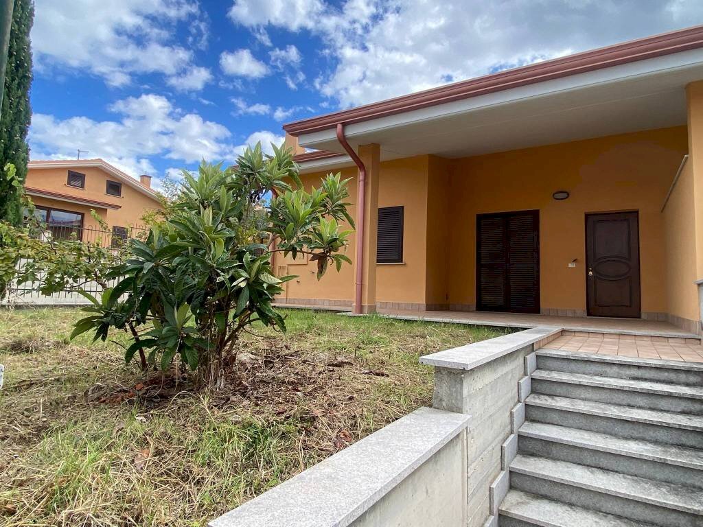 Giardino - Villa via Giovanni Boccaccio, Nerola - foto 2