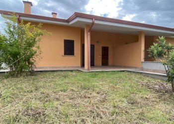 Giardino - Villa via Giovanni Boccaccio, Nerola - foto 1