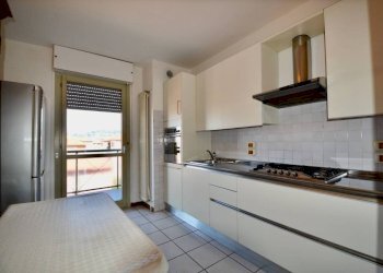 Cucina - Quadrilocale via Pietro Spino, Bergamo - foto 6