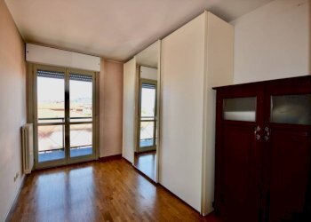 Camera da letto - Quadrilocale via Pietro Spino, Bergamo - foto 9