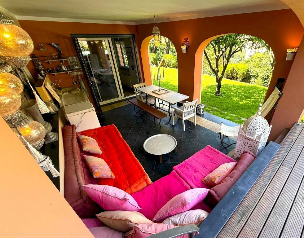 Veranda - Villa piazza Beata Paola Frassinetti, 9, Genova - foto 1