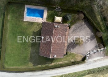 Piscina - Villa Collina San Defendente, 66, Ferrere - foto 12