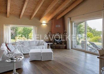 Salone - Villa via Luigi Ivaldi, Acqui Terme - foto 2