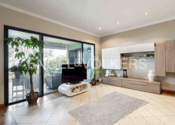 Salone - Villa strada della Collina, Castagnole Monferrato - foto 2