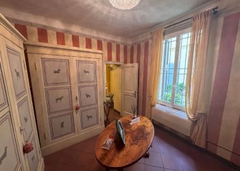 ingresso arredabile - Bilocale via Santo Stefano, Bologna (zona Centro Storico) - foto 11