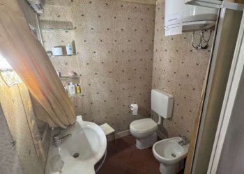 bagno - Bilocale via Santo Stefano, Bologna (zona Centro Storico) - foto 24