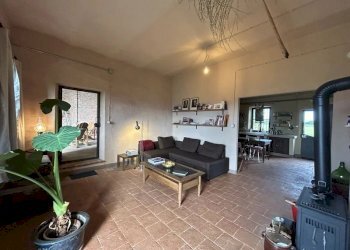 Independent house Carrù - photo 1