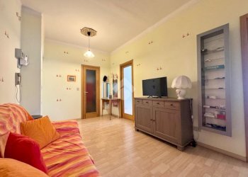 Four-room apartment Via Leonardo Da Vinci, Alassio - photo 4