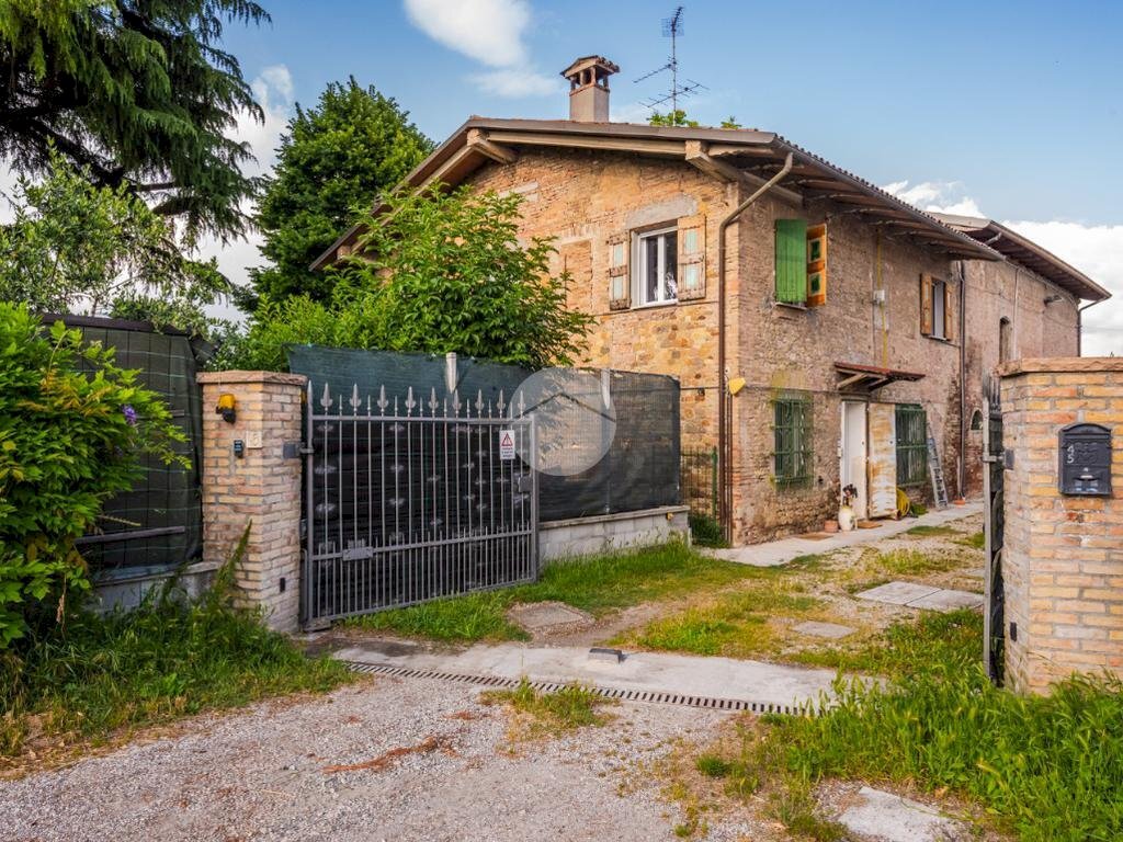 Casa indipendente Via Castelfranco, Valsamoggia (zona San Lazzaro) - foto 1