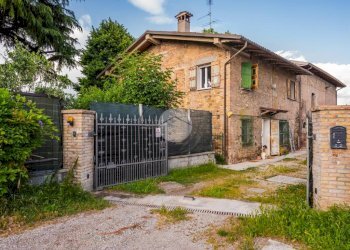 Casa indipendente Via Castelfranco, Valsamoggia (zona San Lazzaro) - foto 1