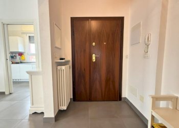 Apartment Reggio nell'Emilia - photo 9