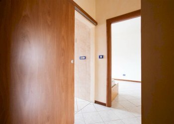 Apartment Reggio nell'Emilia - photo 8