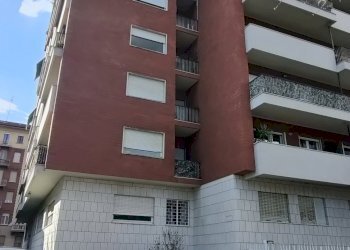 Facciata - Appartamento via Millefonti, 39, Torino (zona Nizza Millefonti) - foto 12