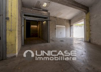 Box Viale E. de Amicis, 133, Luserna San Giovanni - foto 4