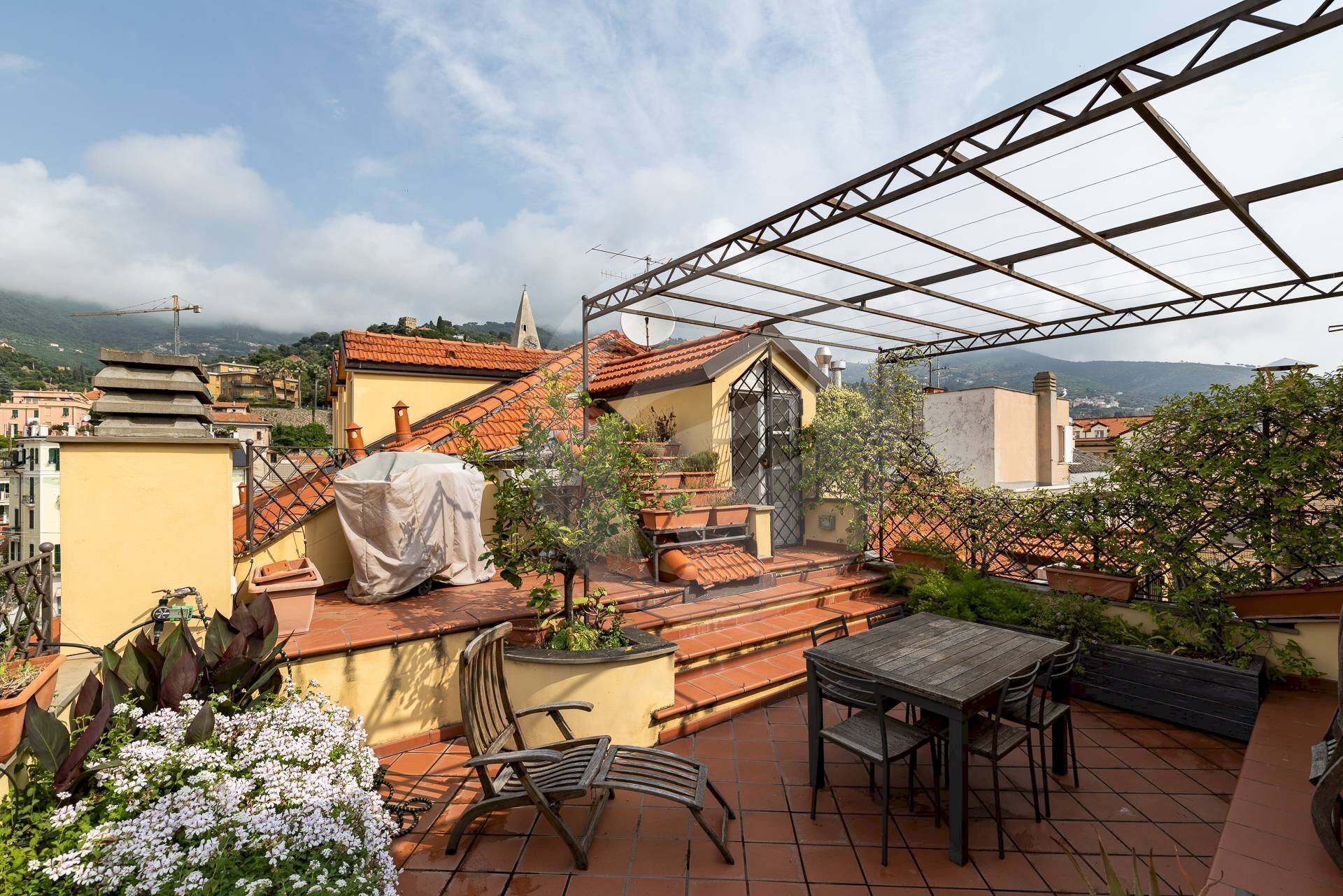 Foto 1 - Apartment VIA MILITE IGNOTO
 
5, Alassio - photo 1