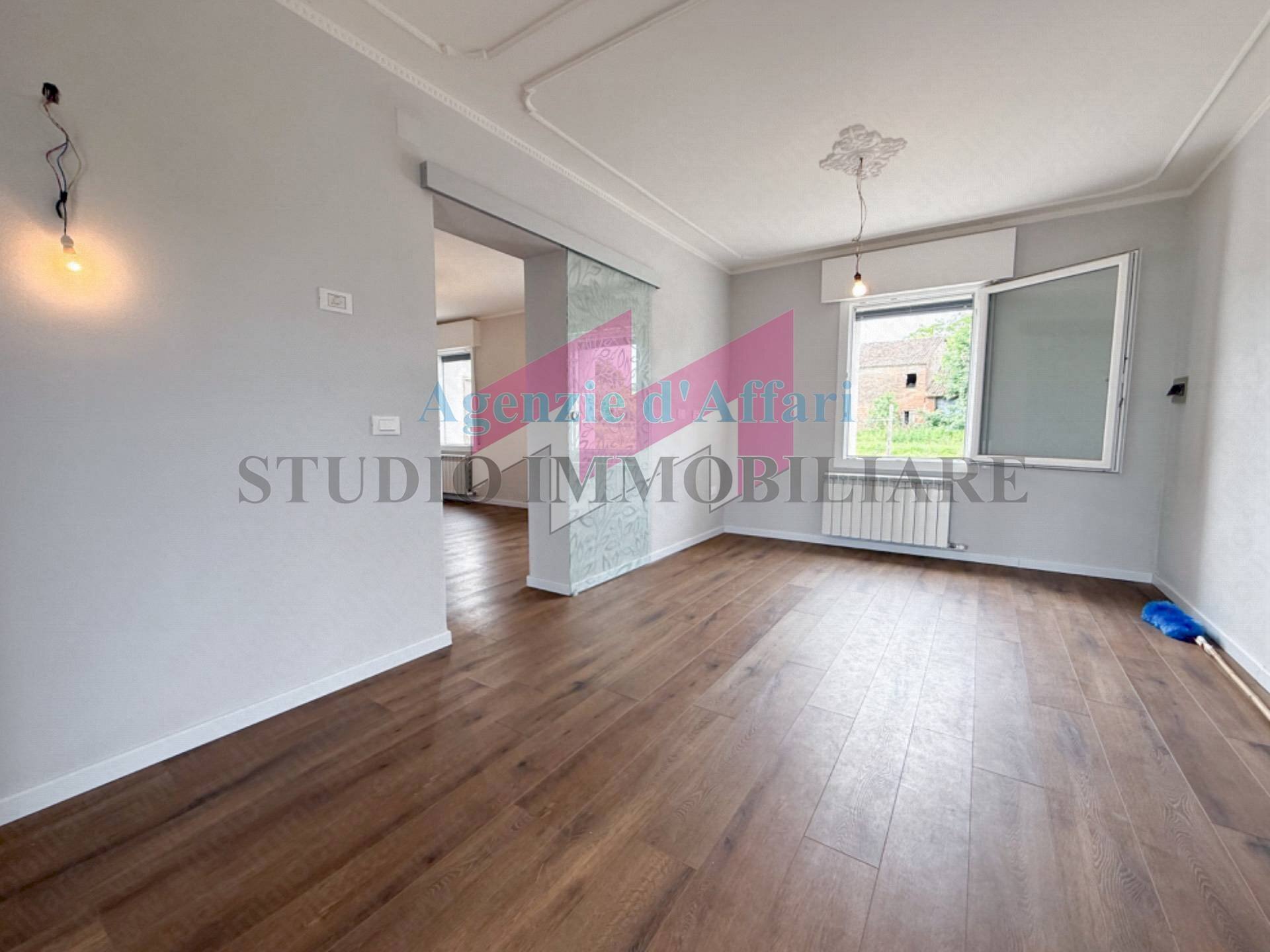 Foto 1 - Casa indipendente Via Toscana
 
1470, Castelnovo Bariano - foto 1