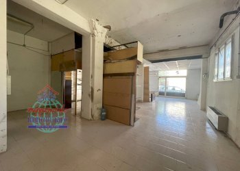 Foto 8 - Negozio VIA CAPPUCCINI
 
46/A/B/C, Finale Emilia - foto 8