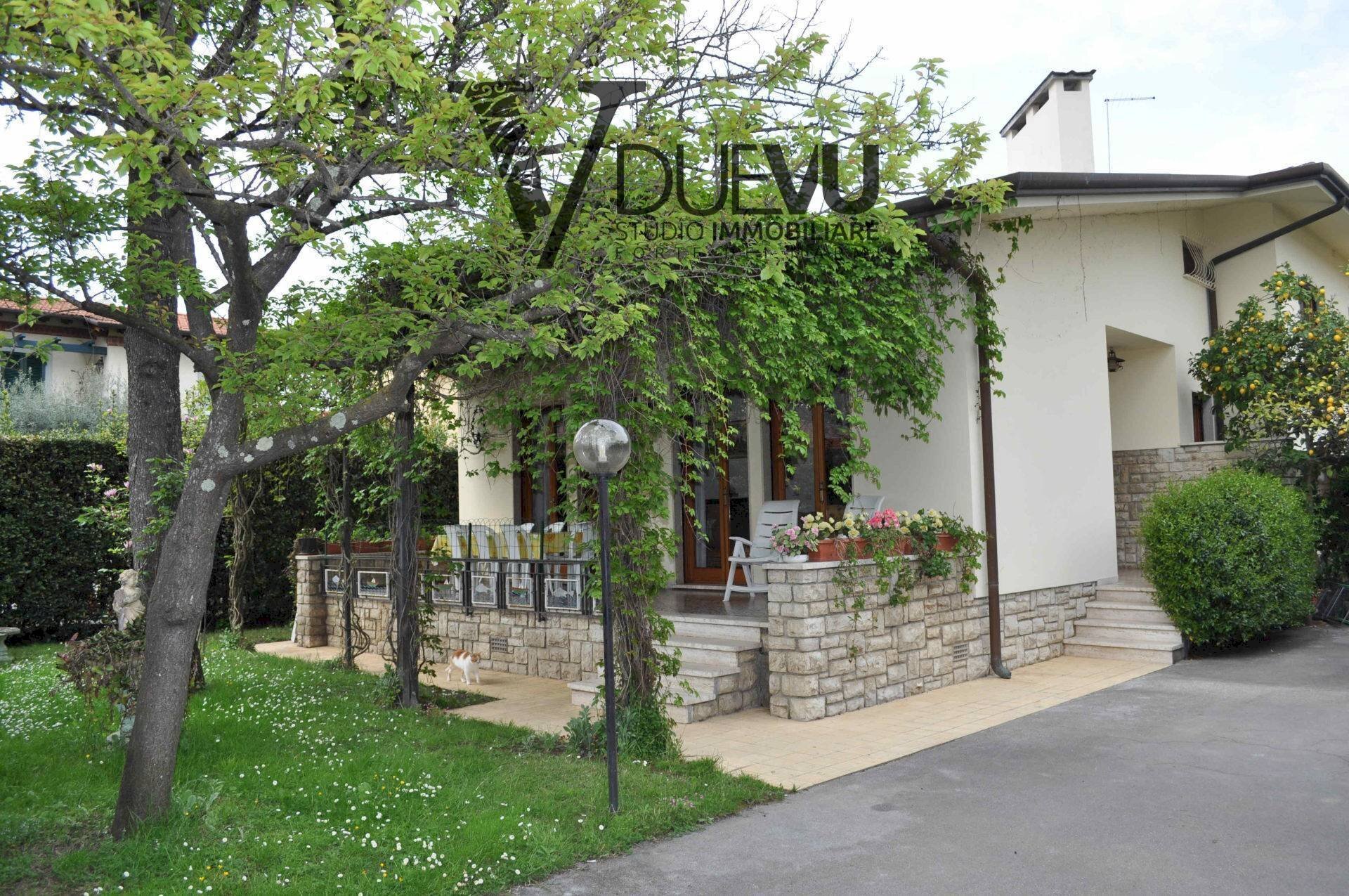 Foto 1 - Independent house Via Francesco Carrara, Forte dei Marmi - photo 1