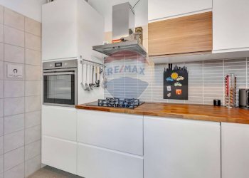 Cucina - Casa indipendente Via Cesare Battisti
 
9, Gerenzano - foto 15