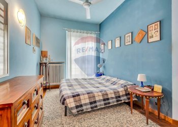 Camera / camera da letto - Casa indipendente Via Cesare Battisti
 
9, Gerenzano - foto 24