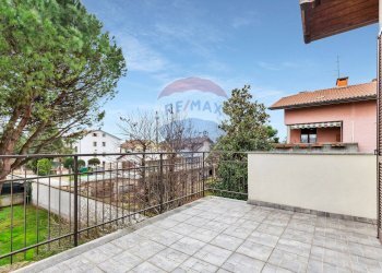 Terrazza - Casa indipendente Via Cesare Battisti
 
9, Gerenzano - foto 39