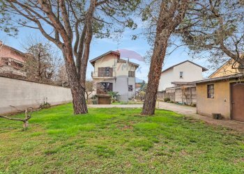 Casa all\'aperto - Casa indipendente Via Cesare Battisti
 
9, Gerenzano - foto 46