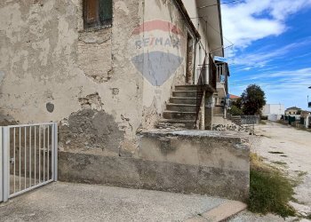 Casa all\'aperto - Casa semi indipendente C.DA VILLA ANDREOLI
 
101, Lanciano - foto 4