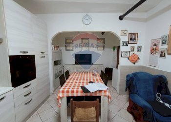 Sala da pranzo - Villa Bifamiliare Via Umberto I Vico 2
 
4, Lanciano - foto 4